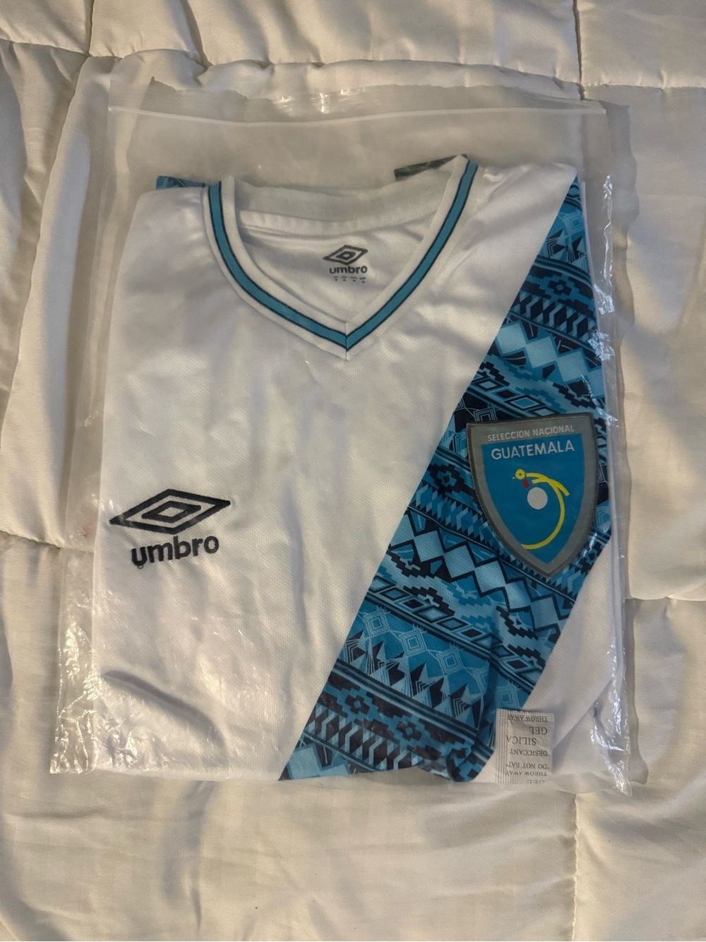 Umbro Guatemala men Soccer Jersey - White & Turquoise